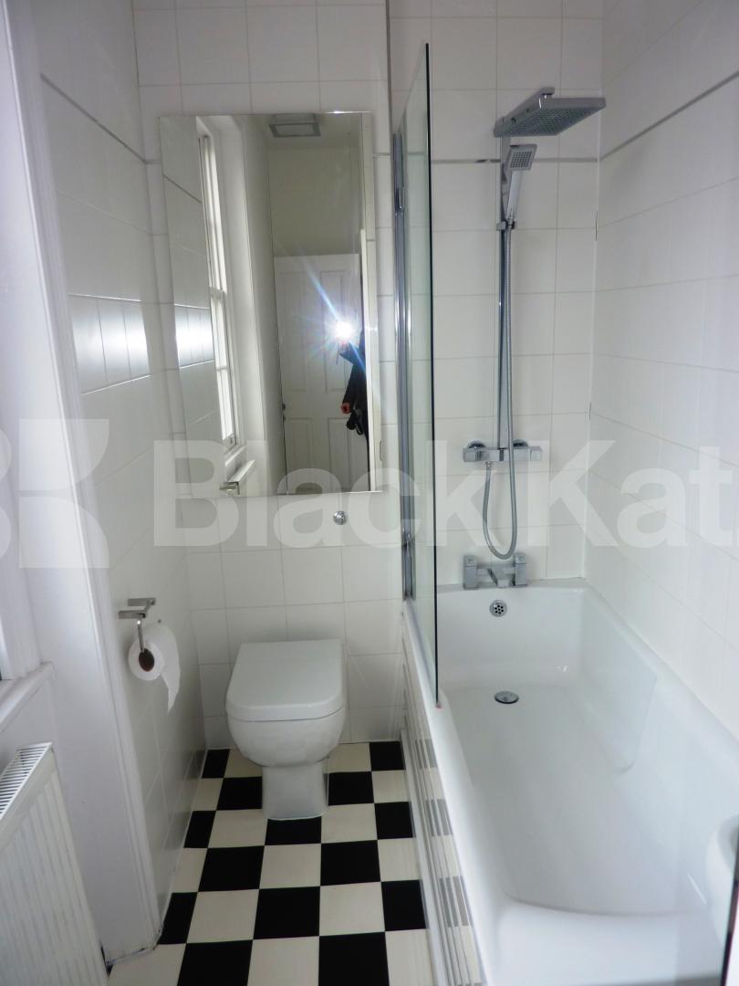 			NEW INSTRUCTION!, 1 Bedroom, 1 bath, 1 reception Flat			 Agar Grove, CAMDEN SQUARE